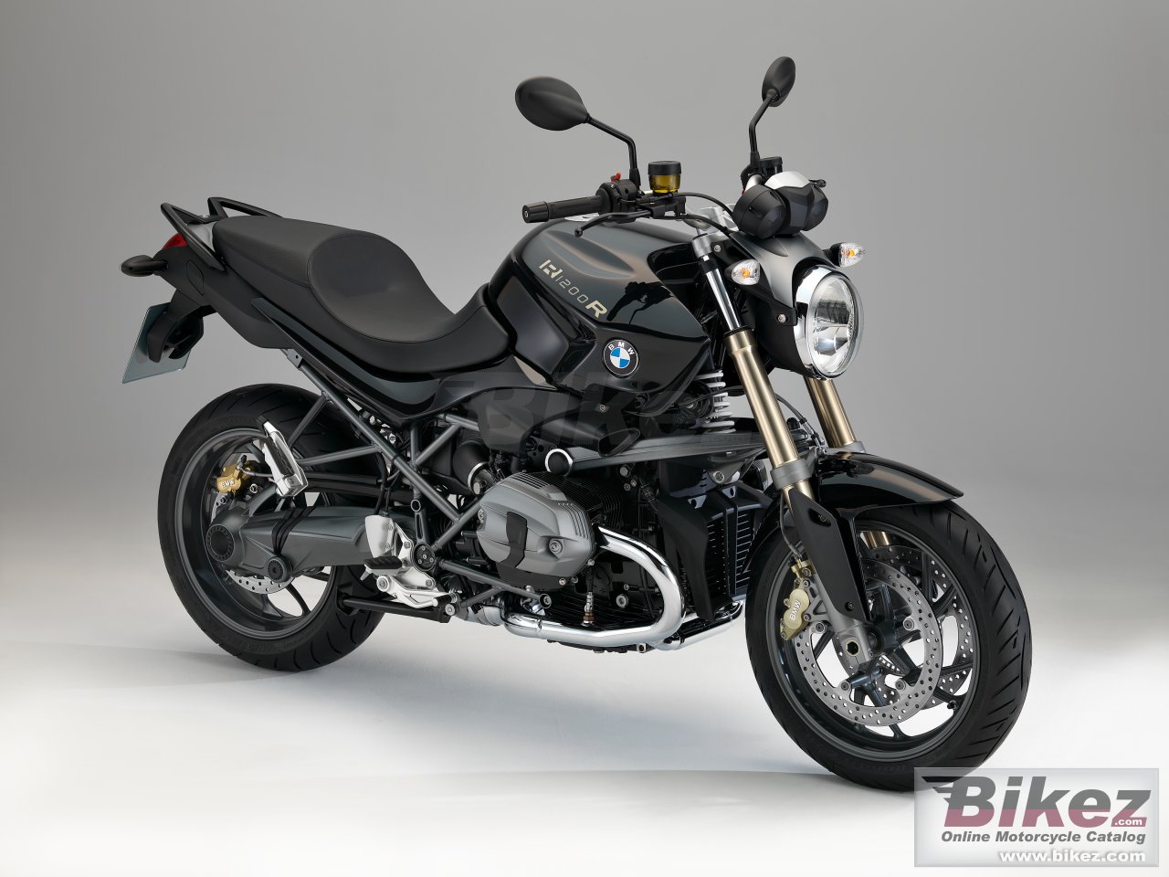 Big BMW r 1200 r picture and wallpaper from Bikez.com